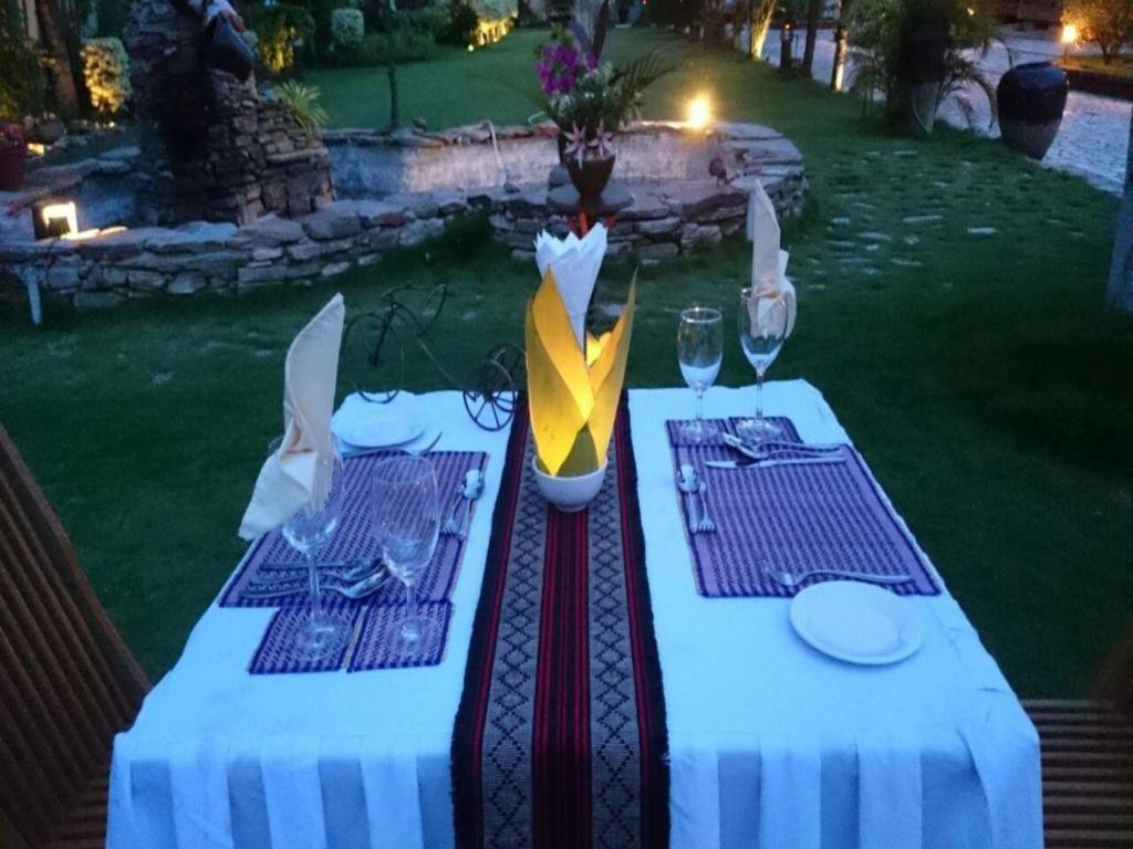 Kyi Tin Hotel Mandalaj Kültér fotó